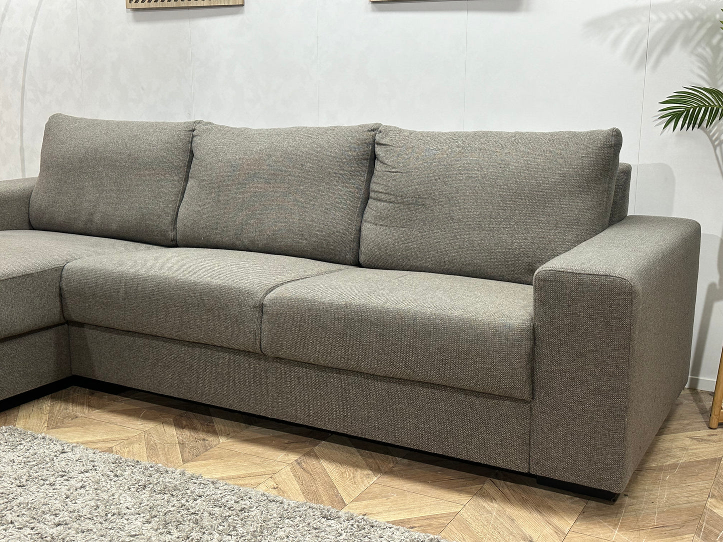 Grijze Hoekbank ~ Losse Rugkussens Met Afneembare Hoezen