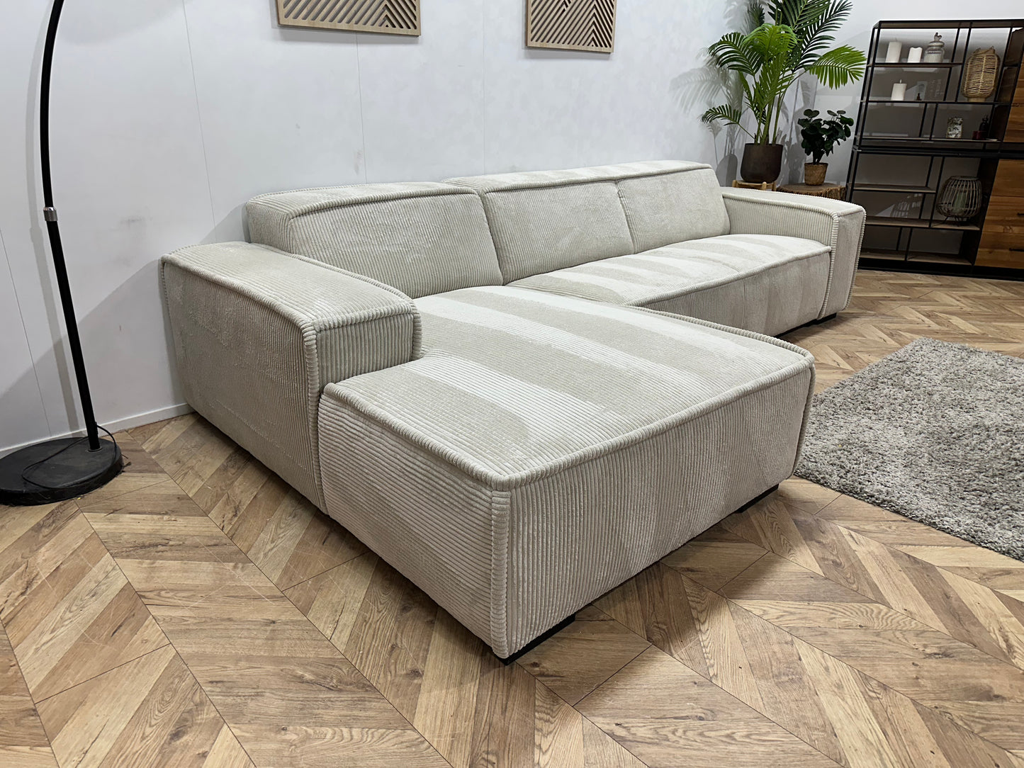 !Showroommodel! Crème Ribstof Hoekbank ~ Vaste Kussens