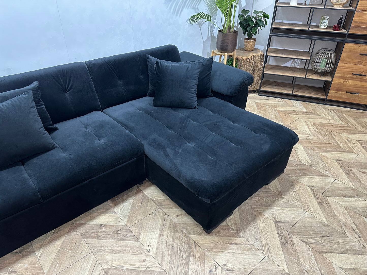 !Showroommodel! Zwarte Velvet U Bank