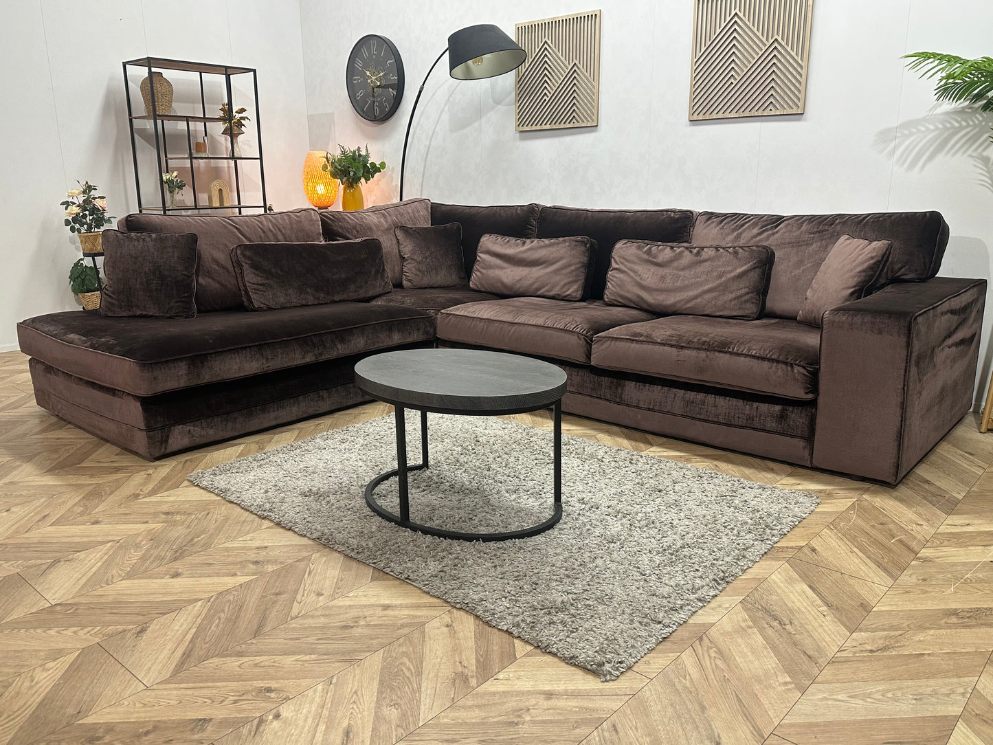 Bruine Velvet Hoekbank ~ Losse Kussens Met Afneembare Hoezen