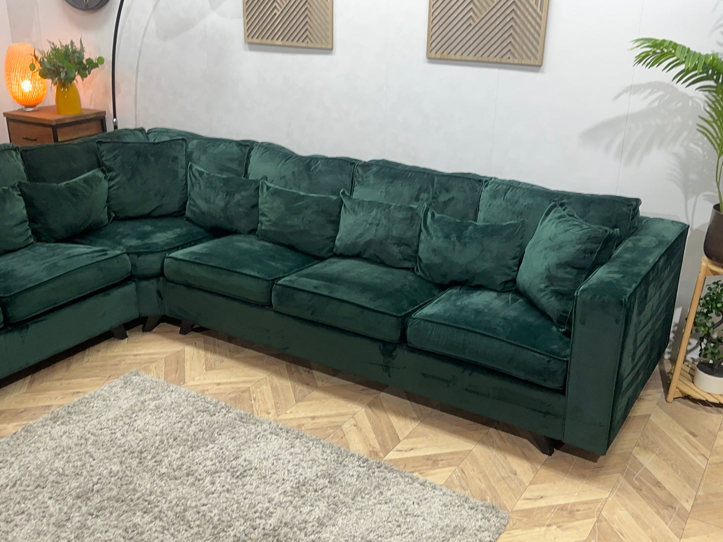 Groene Velvet Ruime Hoekbank ~ Losse Kussens Met Afneembare Hoezen