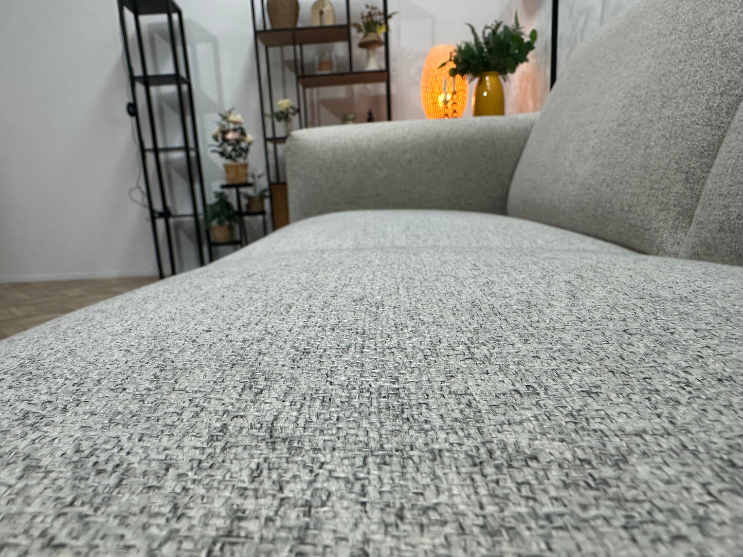 Xooon Licht Grijze 2.5-Zits Bank ~ Vaste Kussens