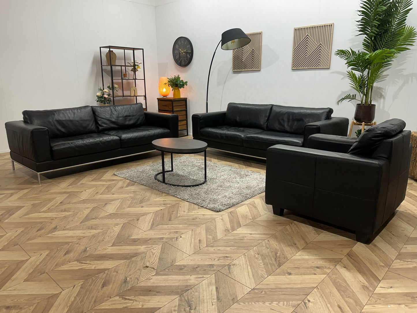 Zwarte Echt Lederen Banken Set Inc Fauteuil ~ Vaste Kussens