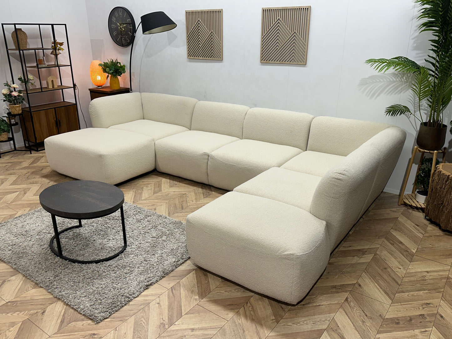 !Showroommodel! Witte Bouclé U Bank