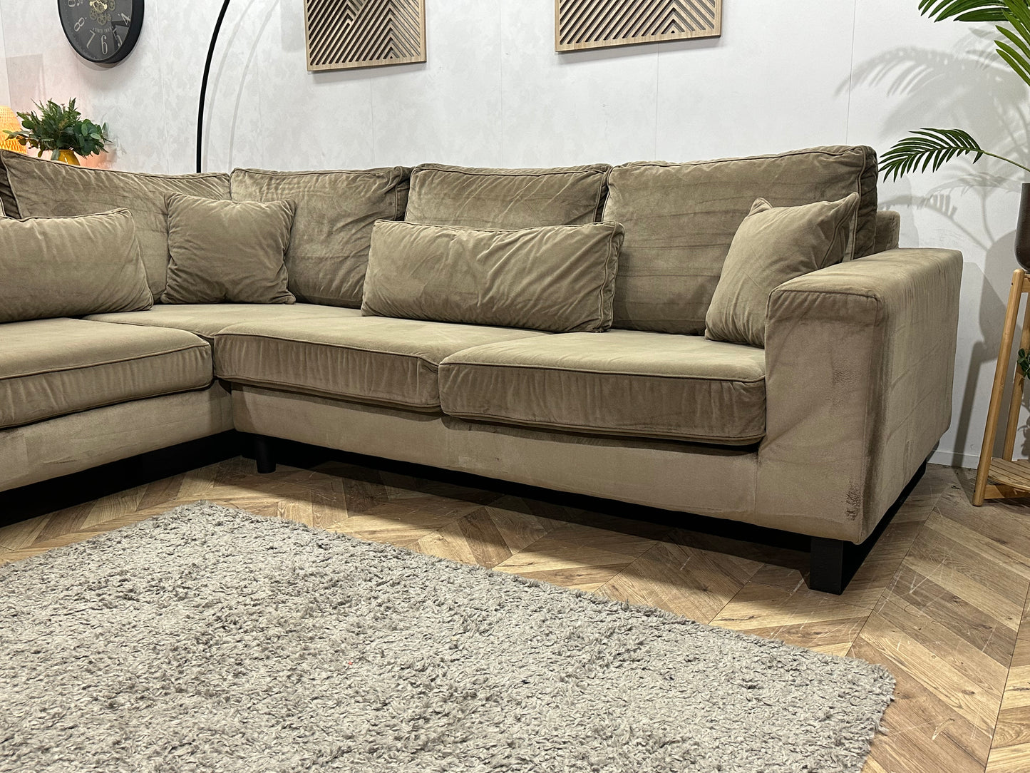 Licht Bruine Velvet Hoekbank ~ Losse Kussens Met Afneembare Hoezen