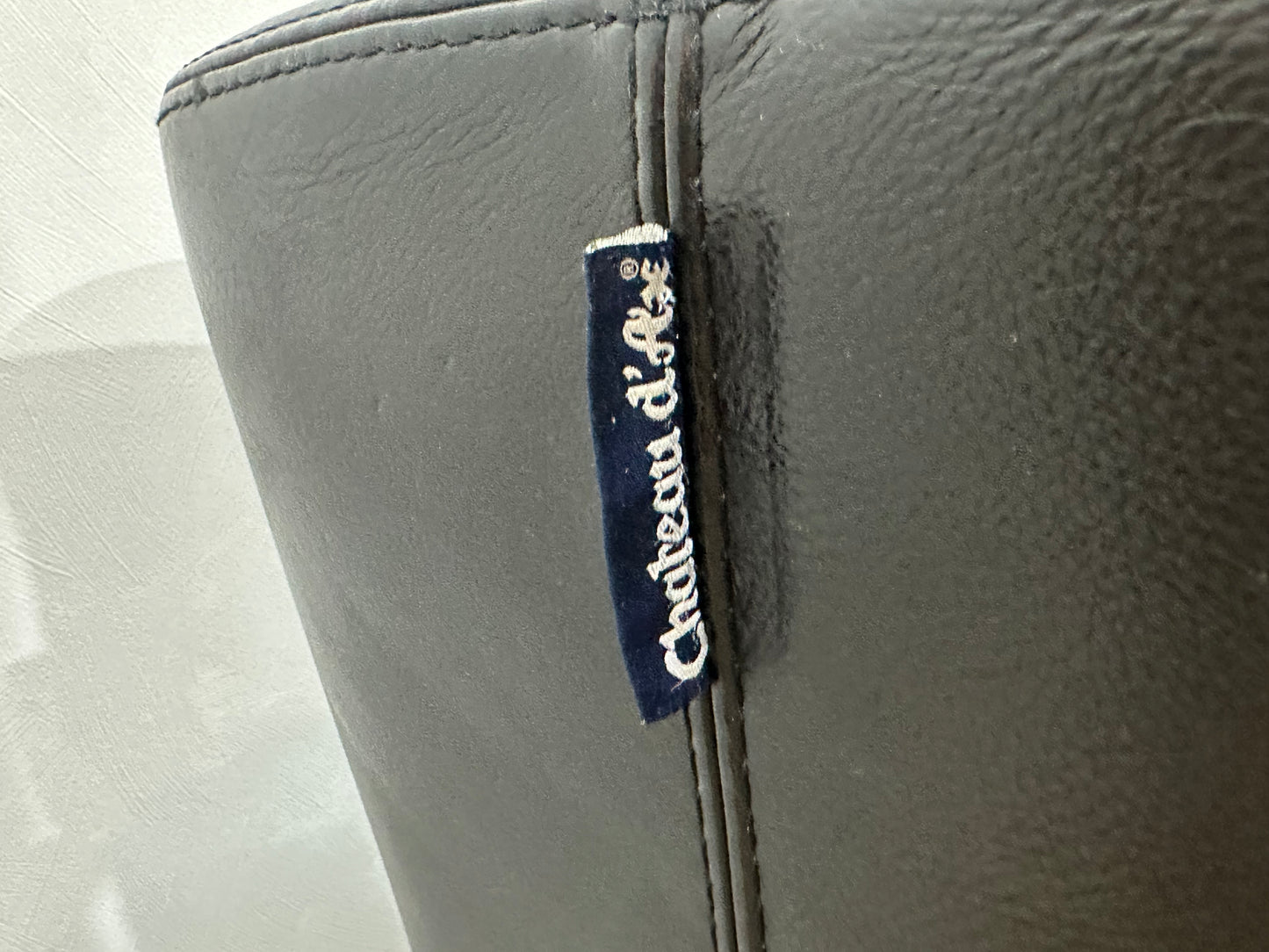 Chateau D’ax Zwarte Echt Lederen 2.5-Zits Bank Inc Hocker ~ Geïmpregneerd