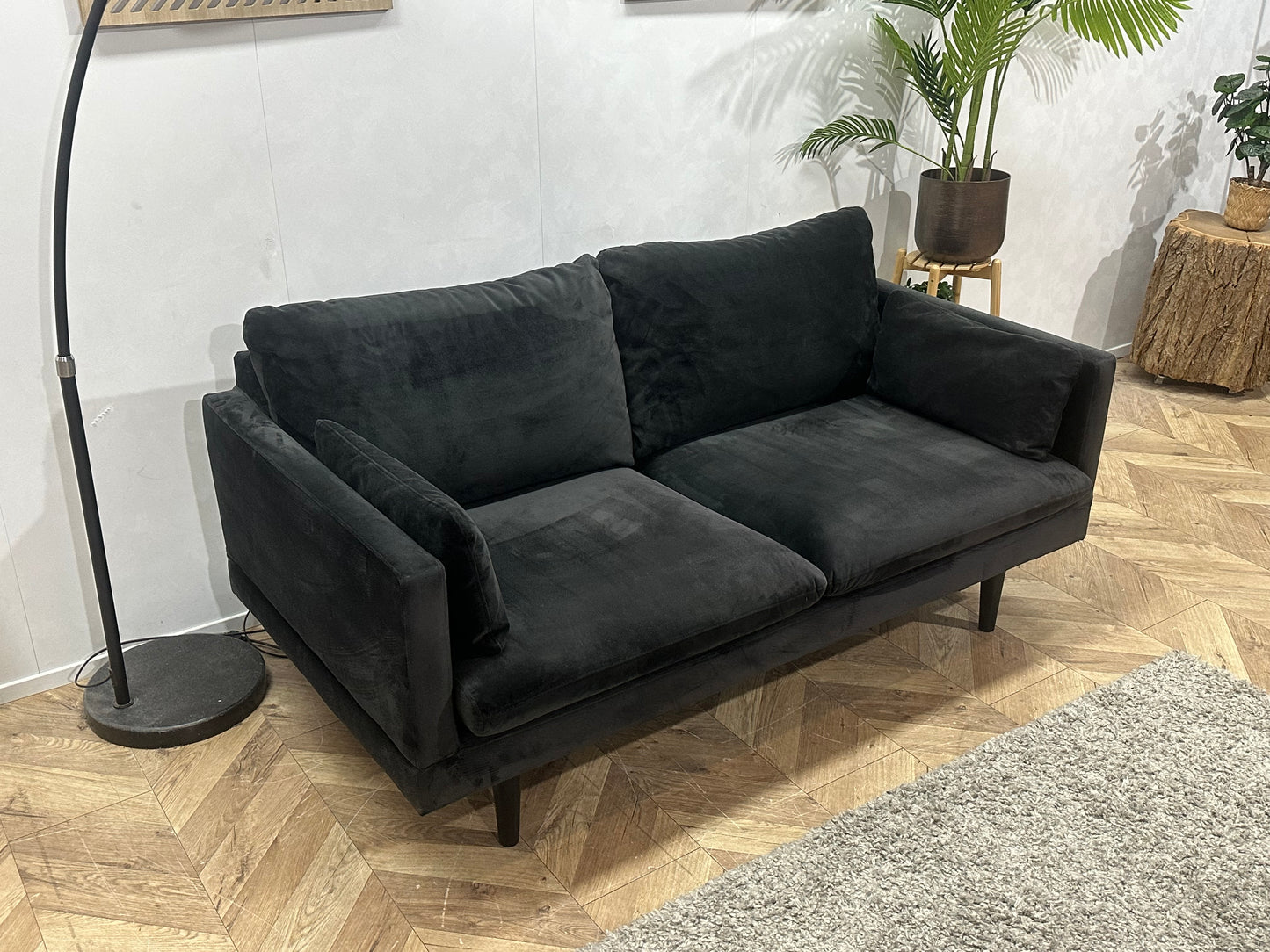 Zwarte Velvet 2-Zits Bank ~ Losse Kussens Met Afneembare Hoezen