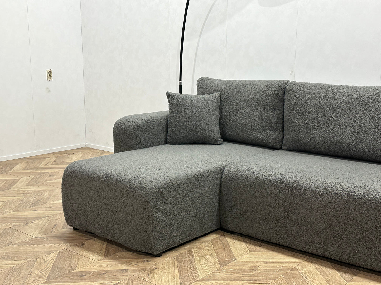 !Showroommodel! Grijze Bouclé Hoekbank