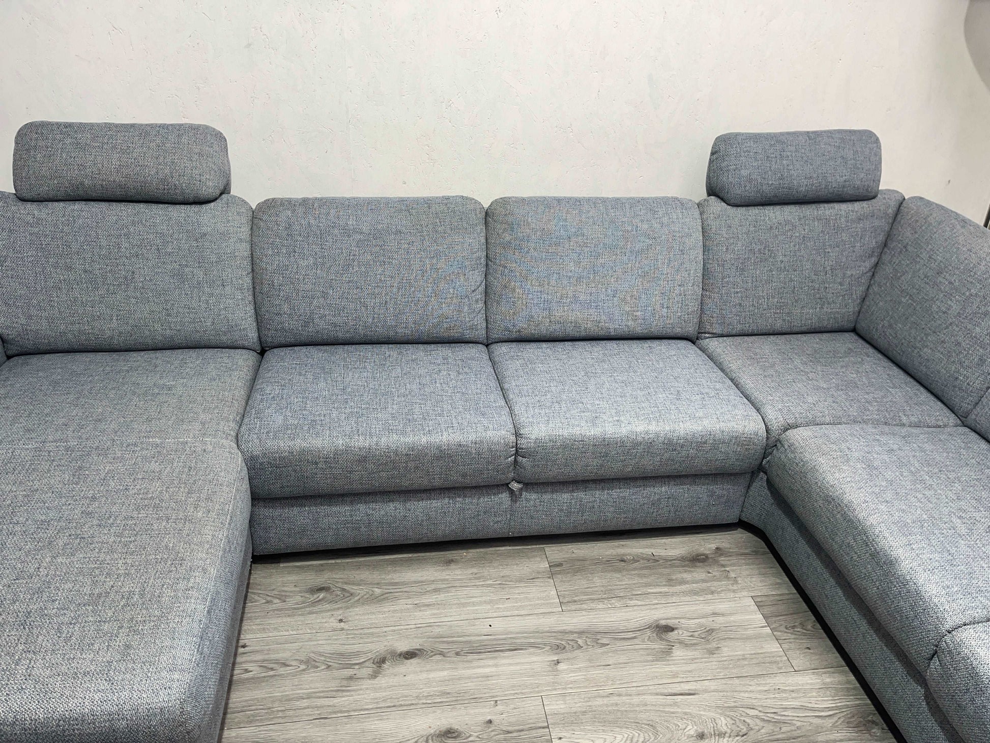 Licht Grijs / Blauwe U Bank Met Slaapfunctie ~ Nieuwstaat