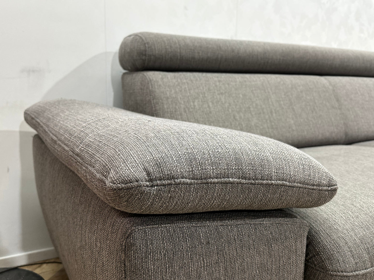 Grijze Hoekbank ~ Verstelbare Arm/Hoofdsteunen