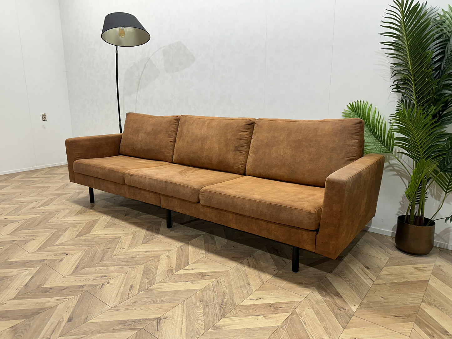 Cognac Bruine Suède Lederen 3-Zits Bank ~ Losse Kussens Met Afneembare Hoezen