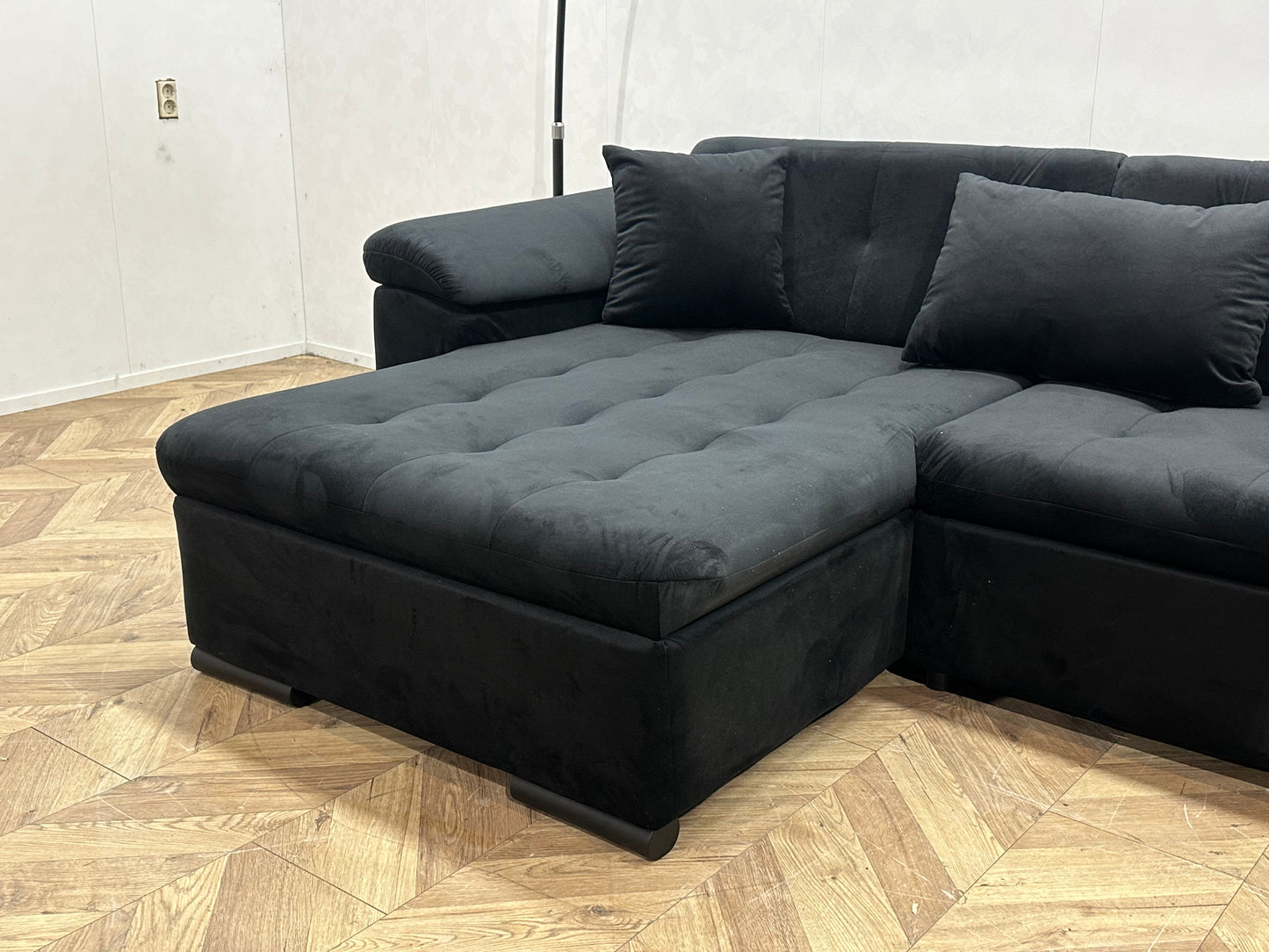 !Showroommodel! Zwart Velvet U Bank