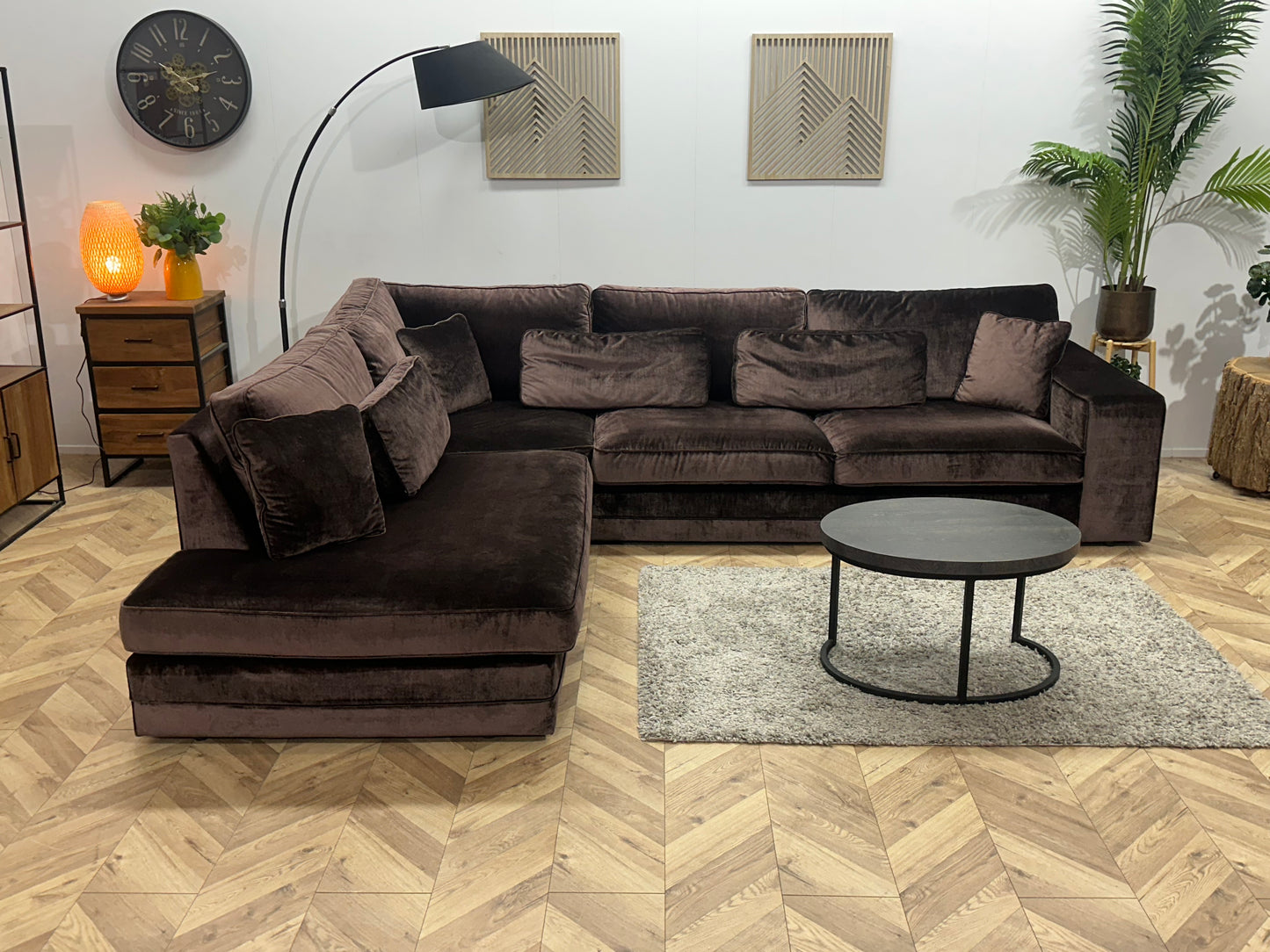 Bruine Velvet Hoekbank ~ Losse Kussens Met Afneembare Hoezen
