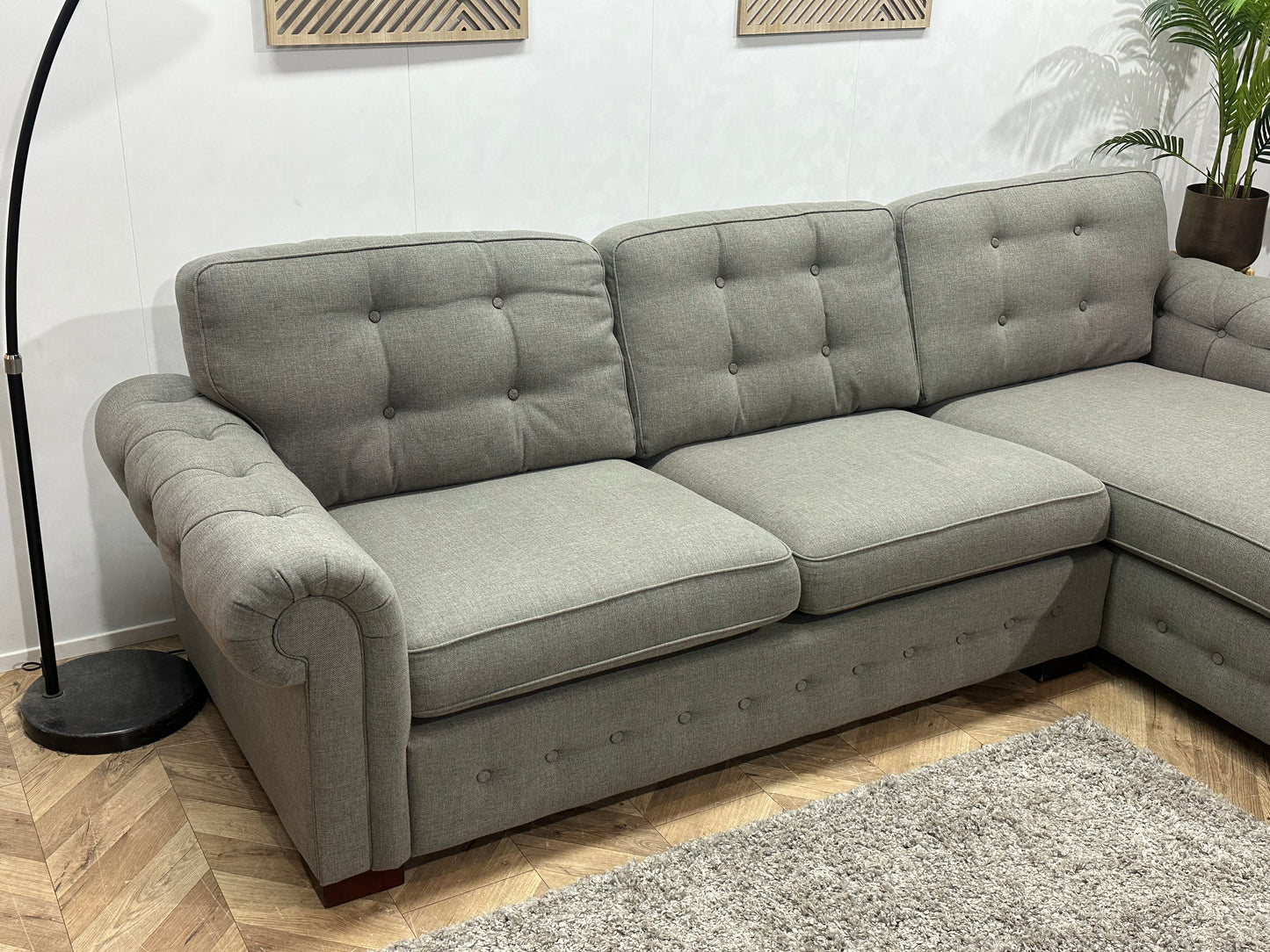 Licht Grijze Hoekbank ~ Losse Kussens Met Afneembare Hoezen