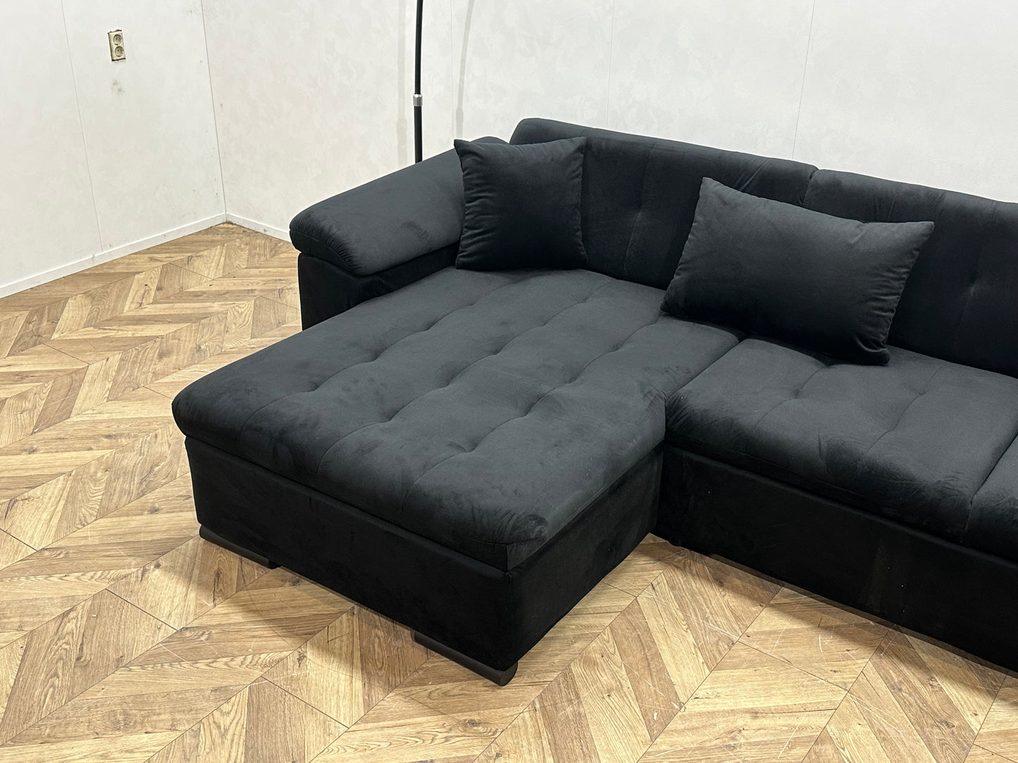 !Showroommodel! Zwart Velvet U Bank