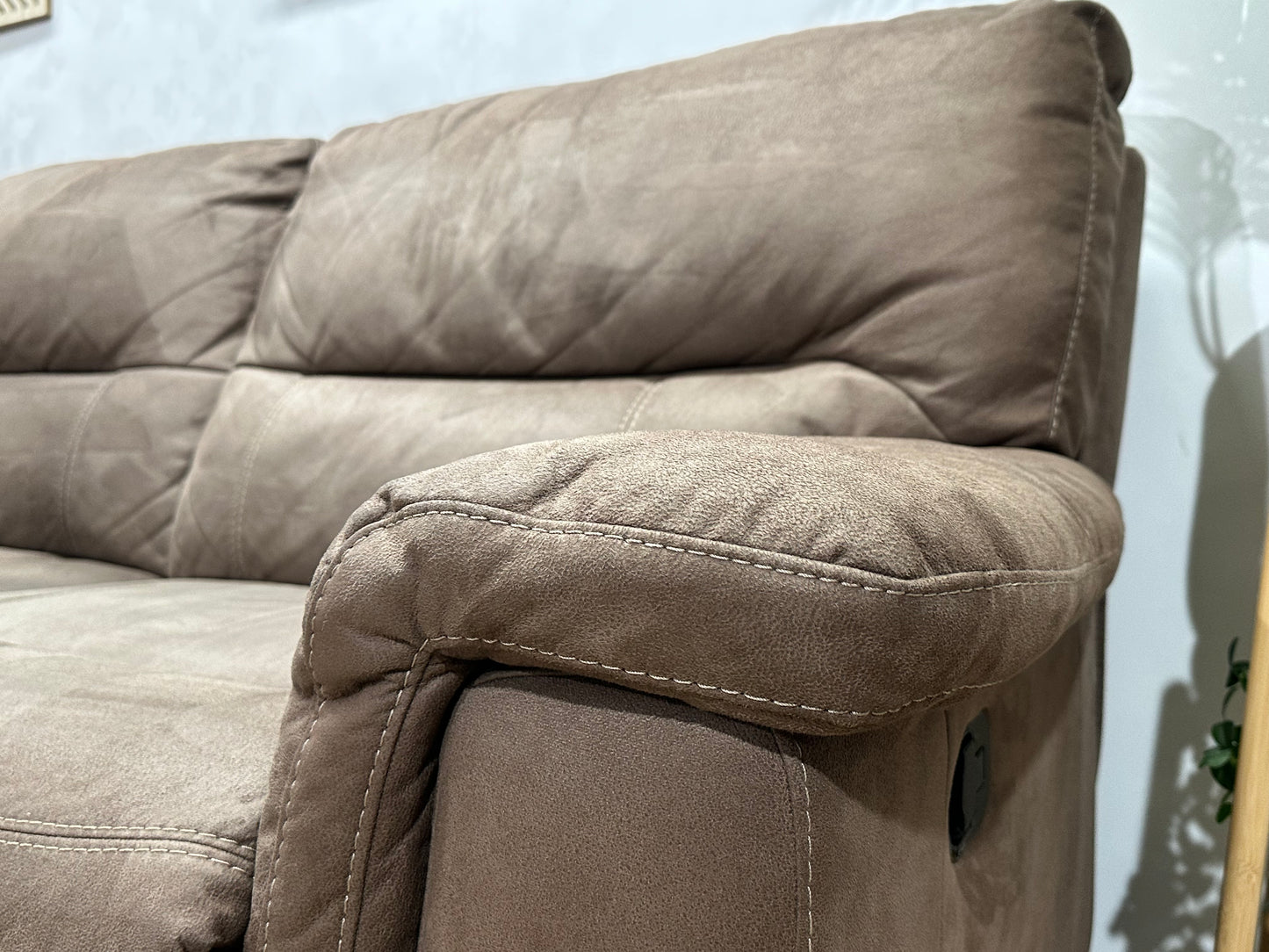 Bruine Suède Stoffen Hoekbank ~ Relaxfunctie