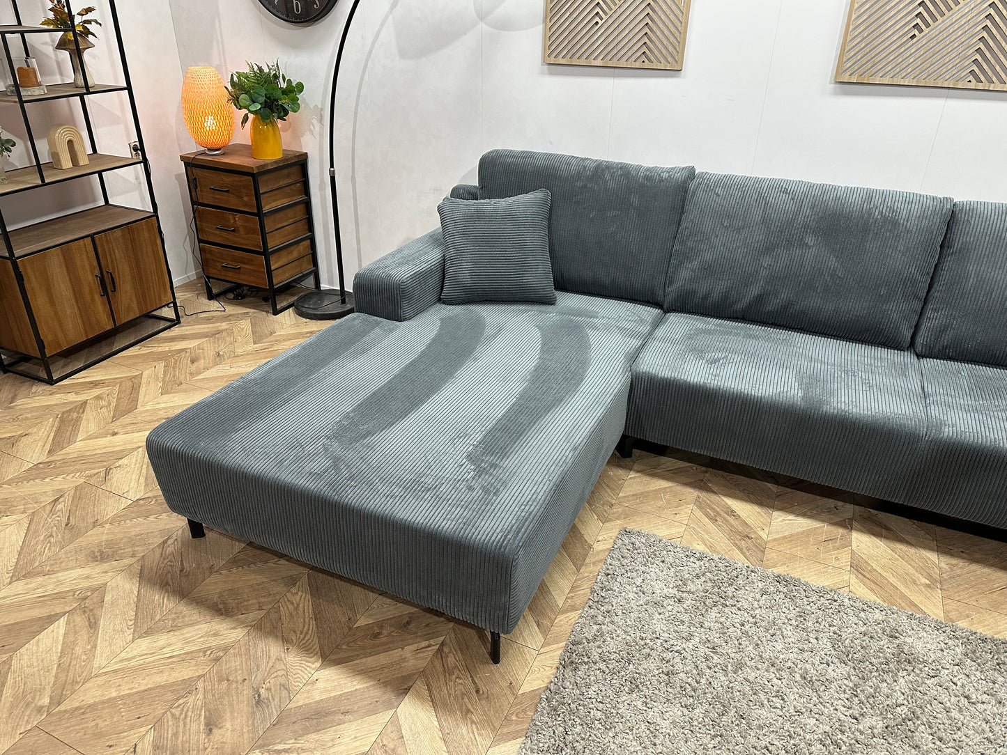 !Showroommodel! Blauwe Ribstof ~ Losse Rugkussens