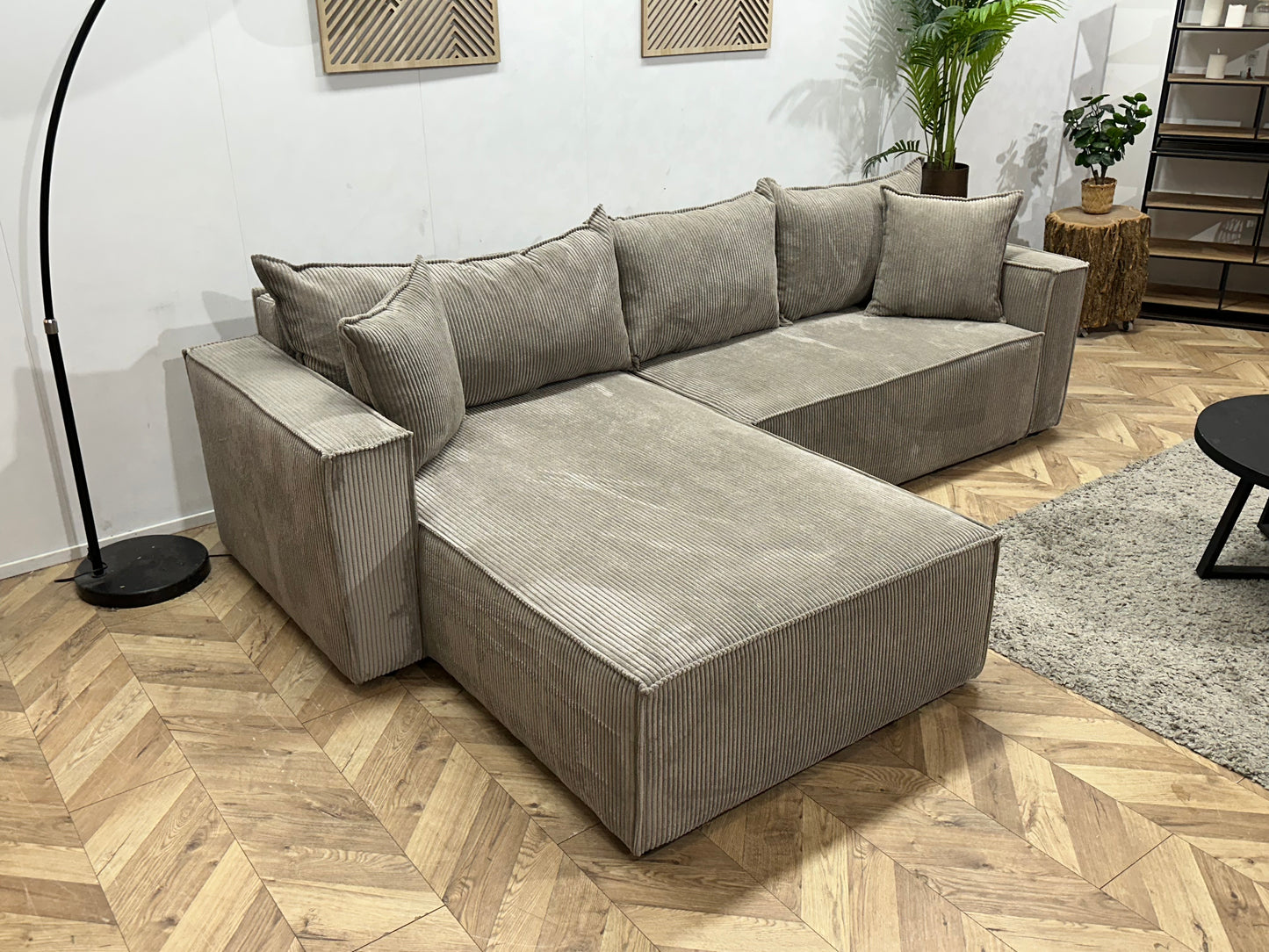 !Showroommodel! Licht Bruine Ribstof Hoekbank
