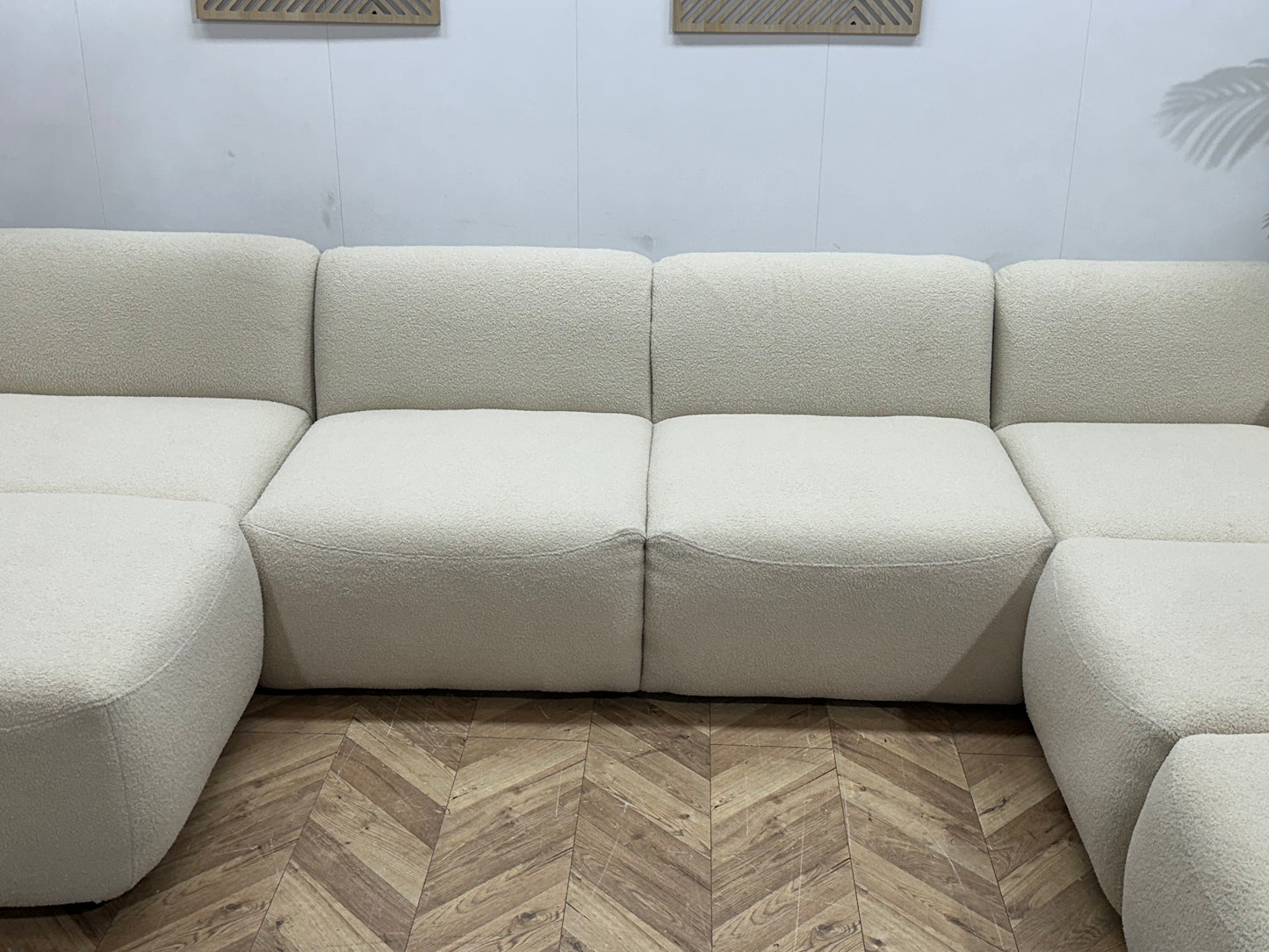 !Showroommodel! Witte Bouclé U Bank