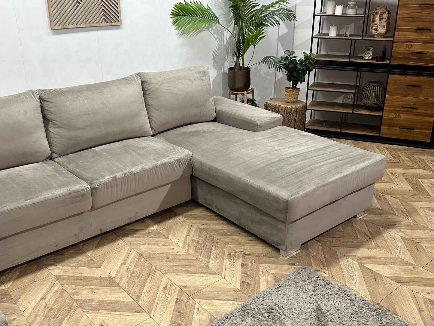 Grijze Velvet U Bank ~ Losse Kussens Met Afneembare Hoezen