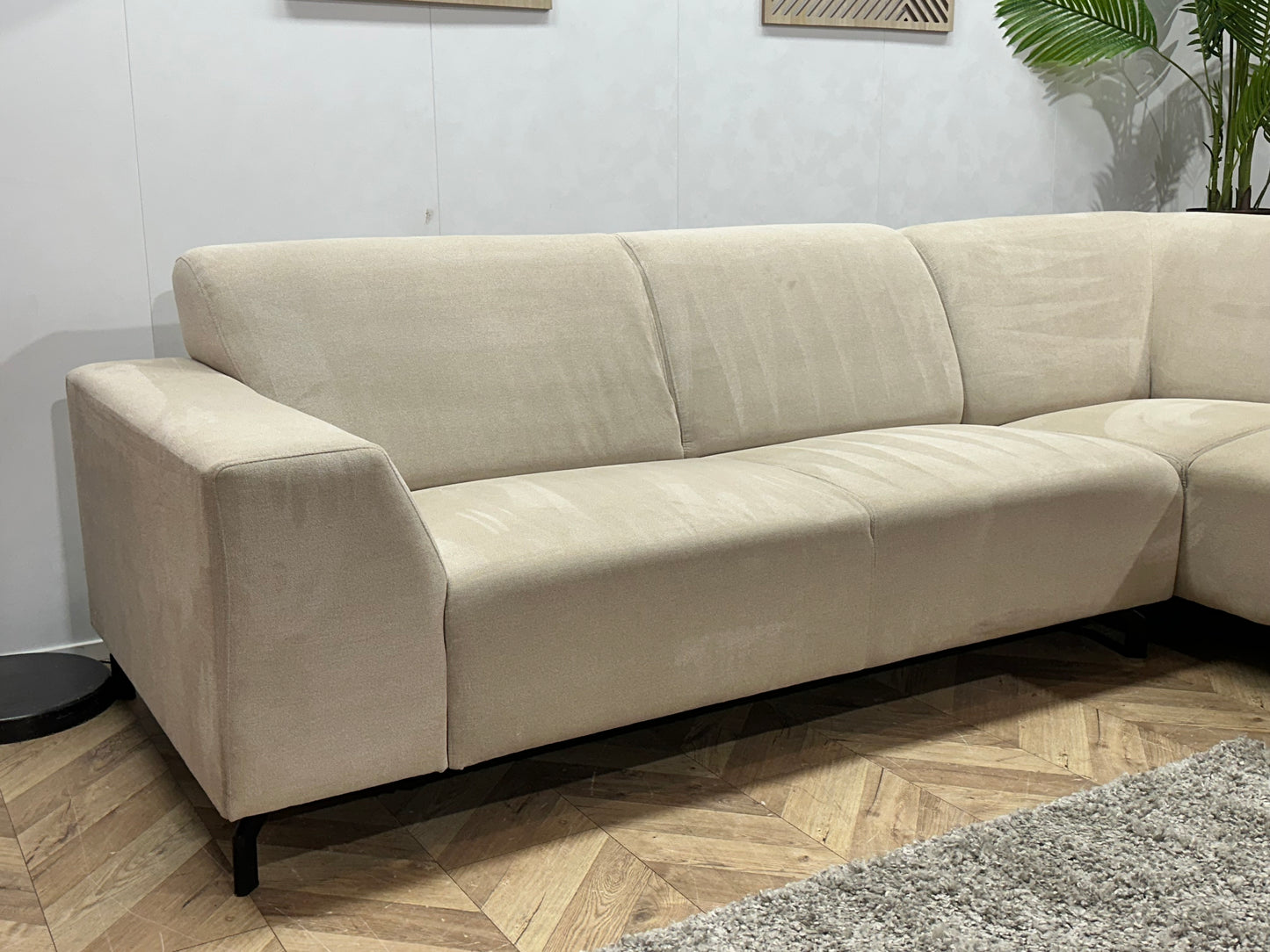 !Showroommodel! Crème Suède Stoffen Hoekbank