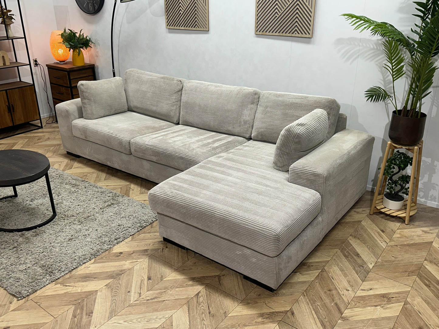 Licht Grijze Ribstof Hoekbank ~ Losse Kussens Met Afneembare Hoezen