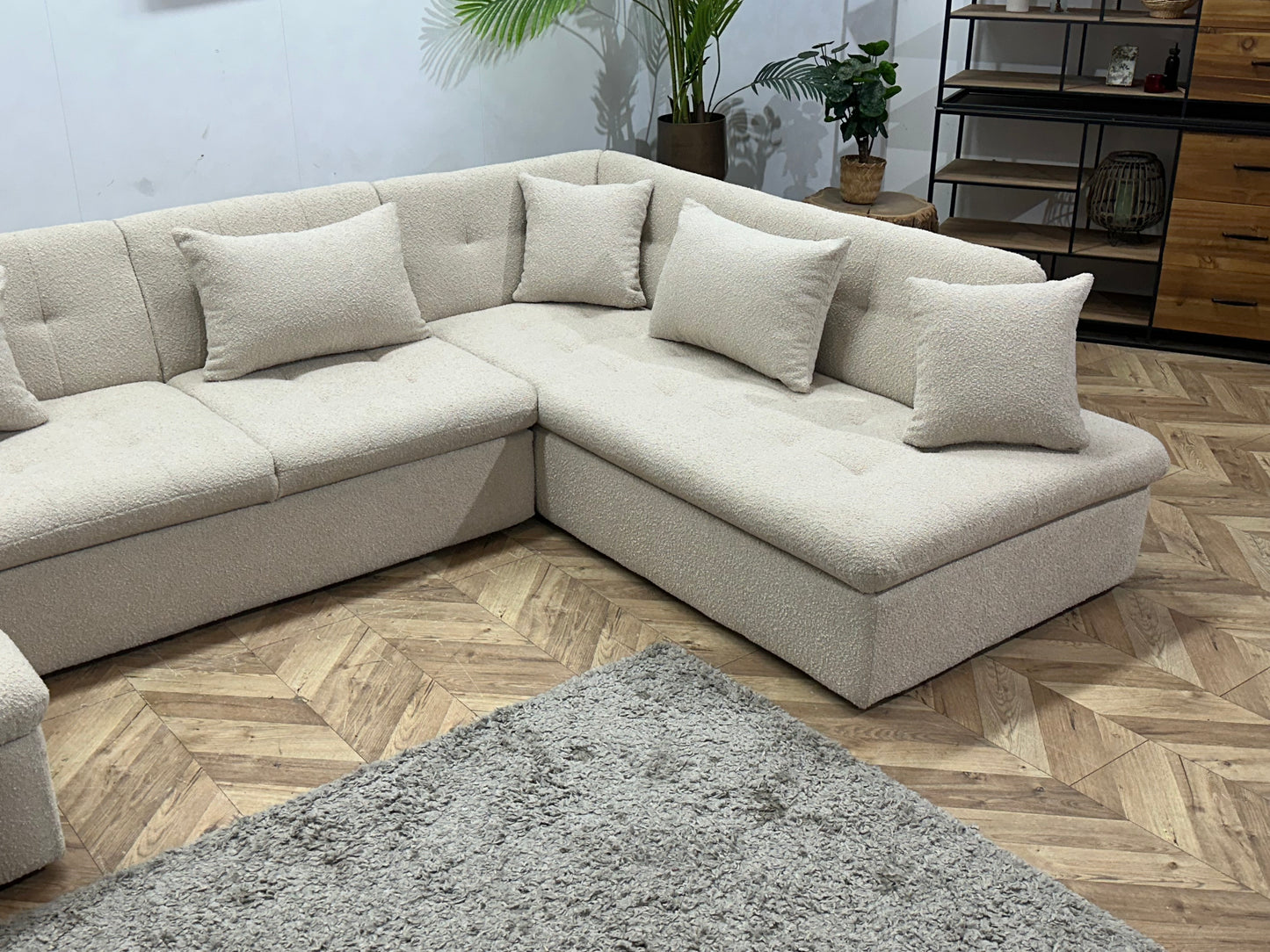 !Showroommodel! Witte Bouclé Stoffen U Bank