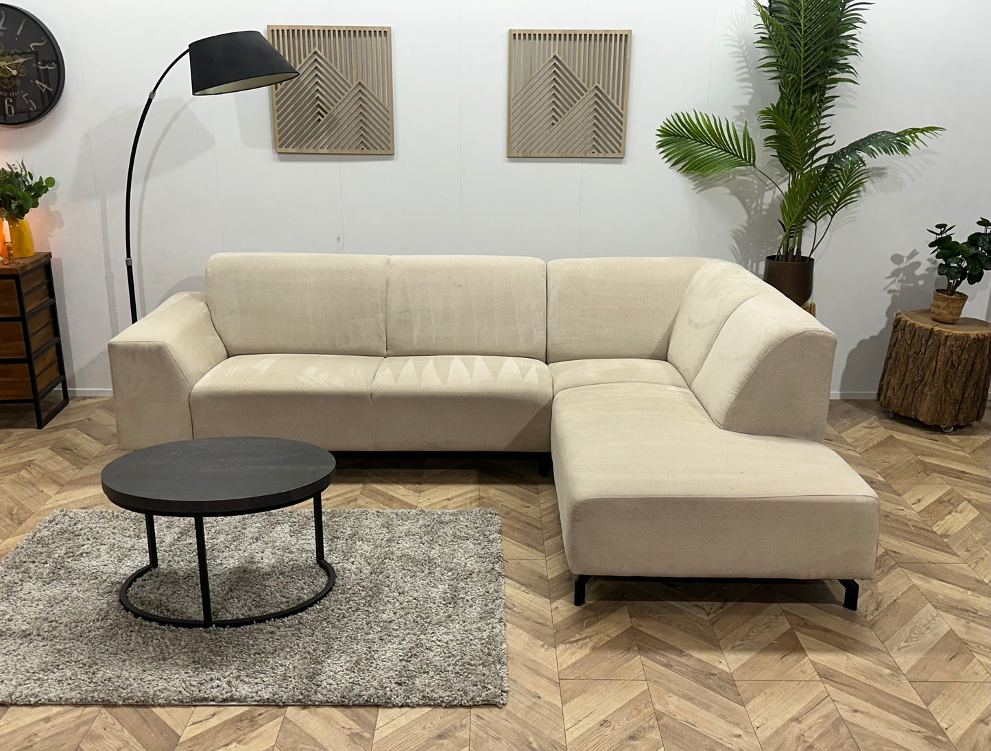 !Showroommodel! Crème Suède Stoffen Hoekbank