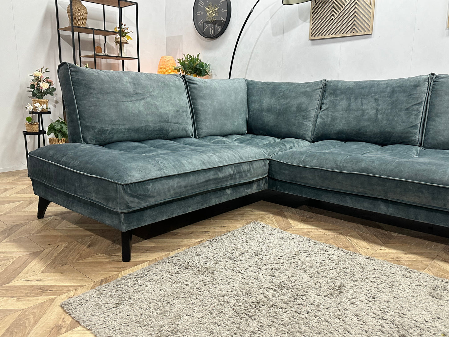 Blauwe/Grijze Velvet Hoekbank ~ Losse Rugkussens Met Afneembare Hoezen