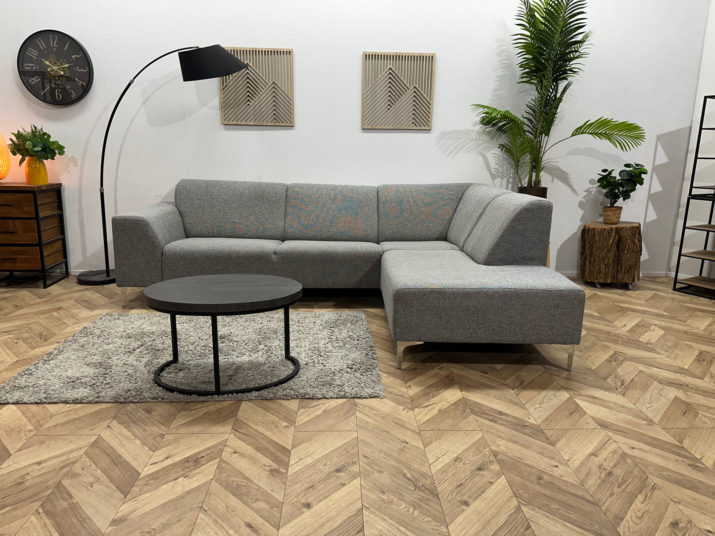 Grijze Hoekbank ~ Vaste Kussens