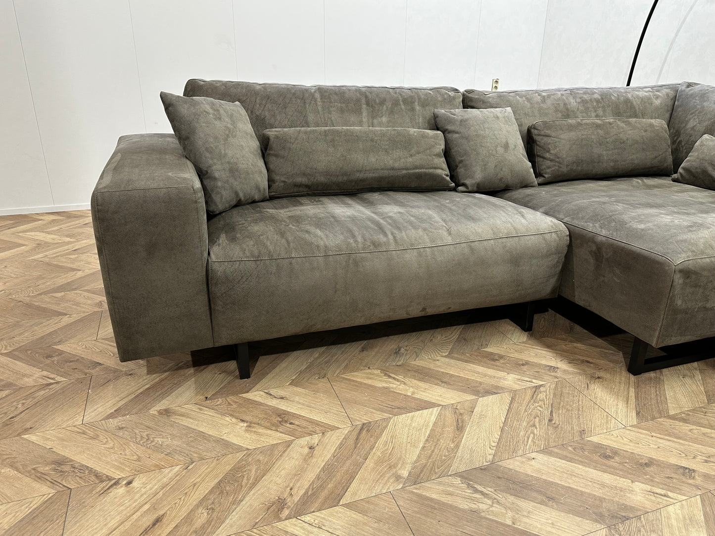 Suède Leather Look Leger Groene U Bank ~ Losse Rugkussens Met Afneembare Hoezen