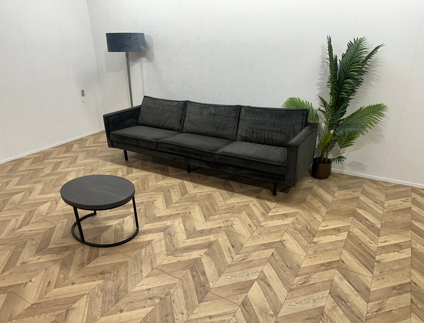 Antraciet Velvet 3-Zits Bank ~ Nieuwstaat