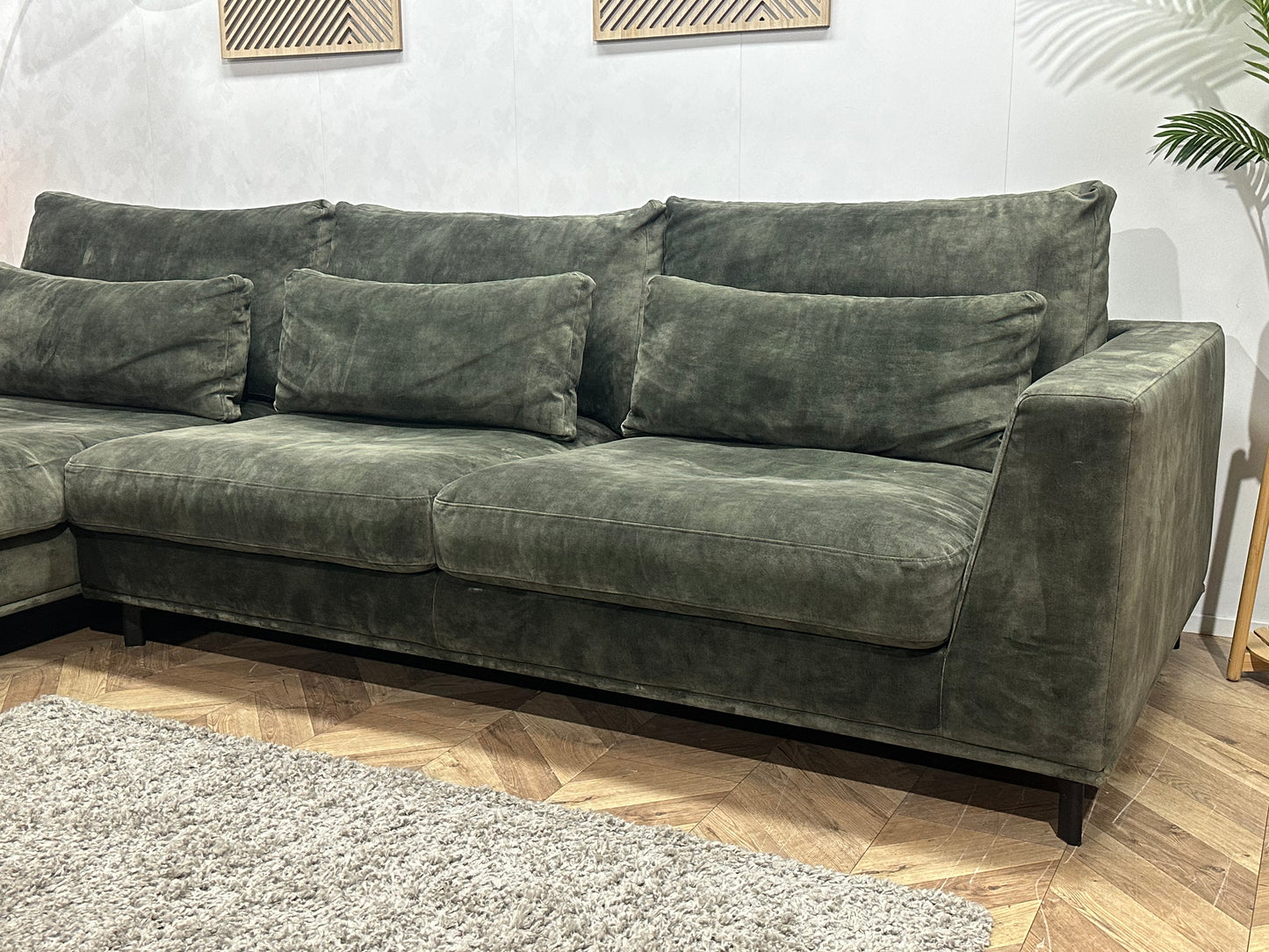 Room108 Donker Groene Velvet Hoekbank ~ Nieuwstaat