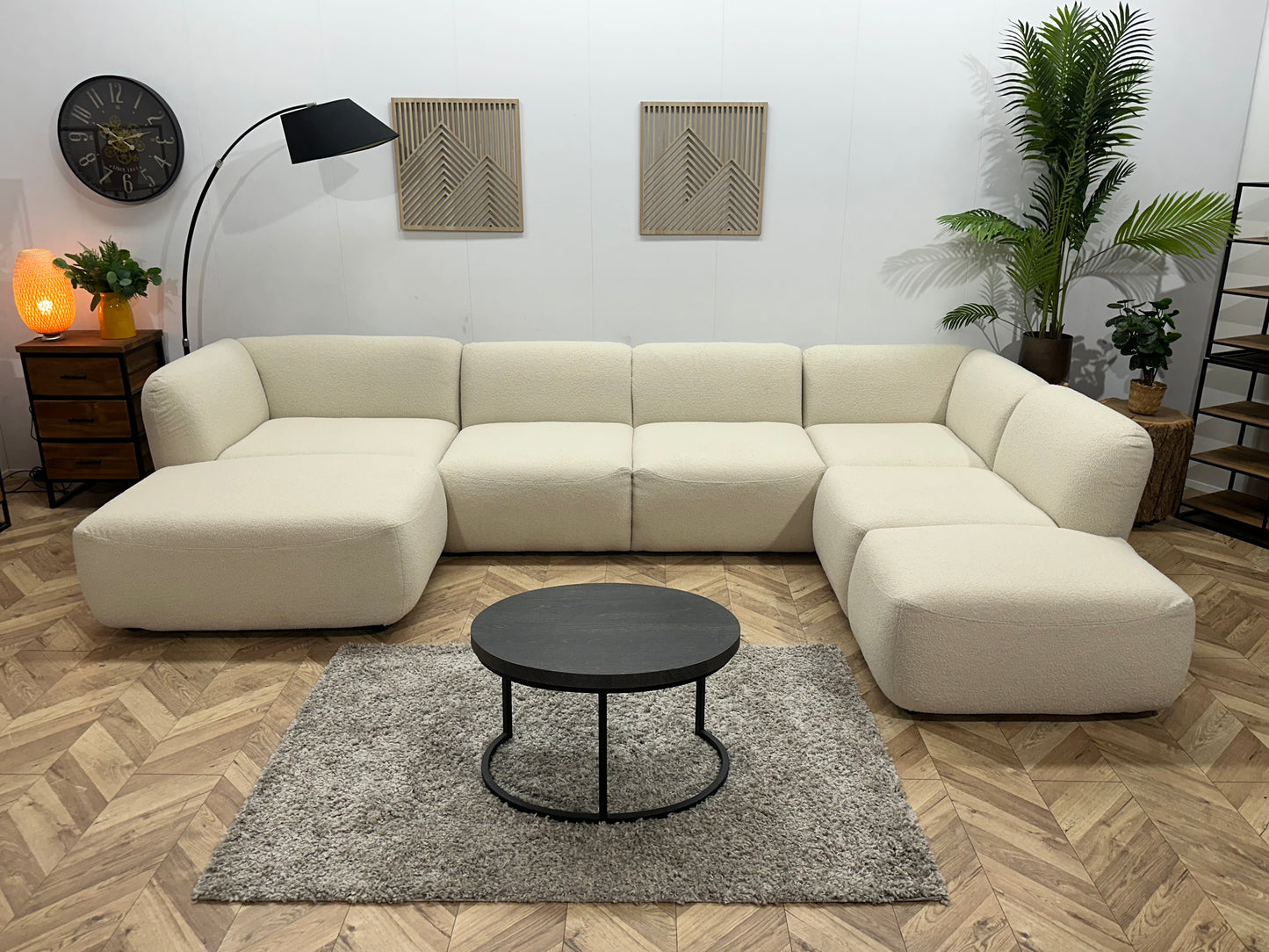 !Showroommodel! Witte Bouclé U Bank