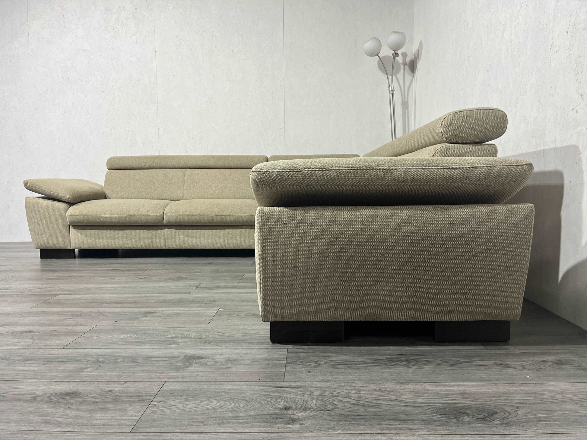 Beige Hoekbank ~ Uitschuifbare Zittingen