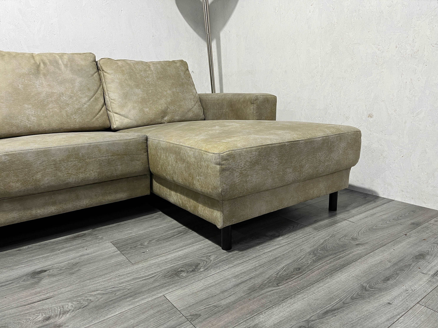 Ruime Beige U Bank