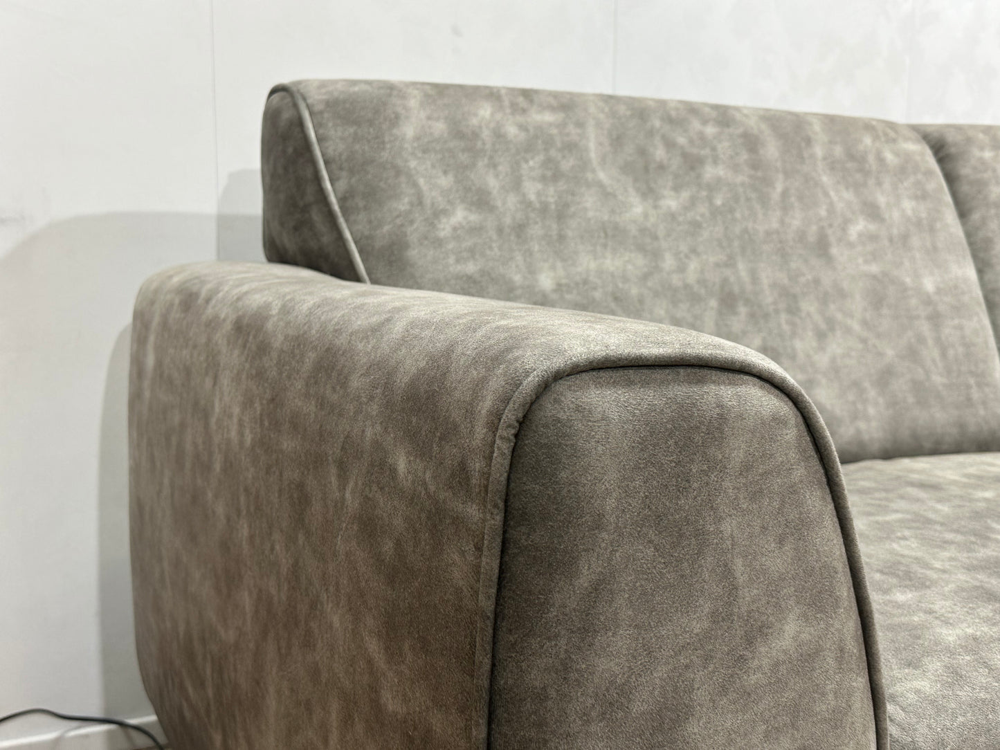 Grijze Velvet Hoekbank ~ Vaste Kussens