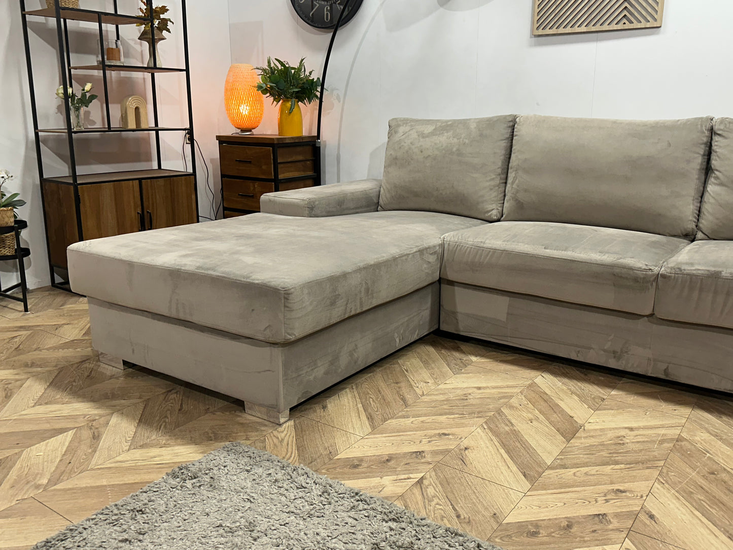 Grijze Velvet U Bank ~ Losse Kussens Met Afneembare Hoezen