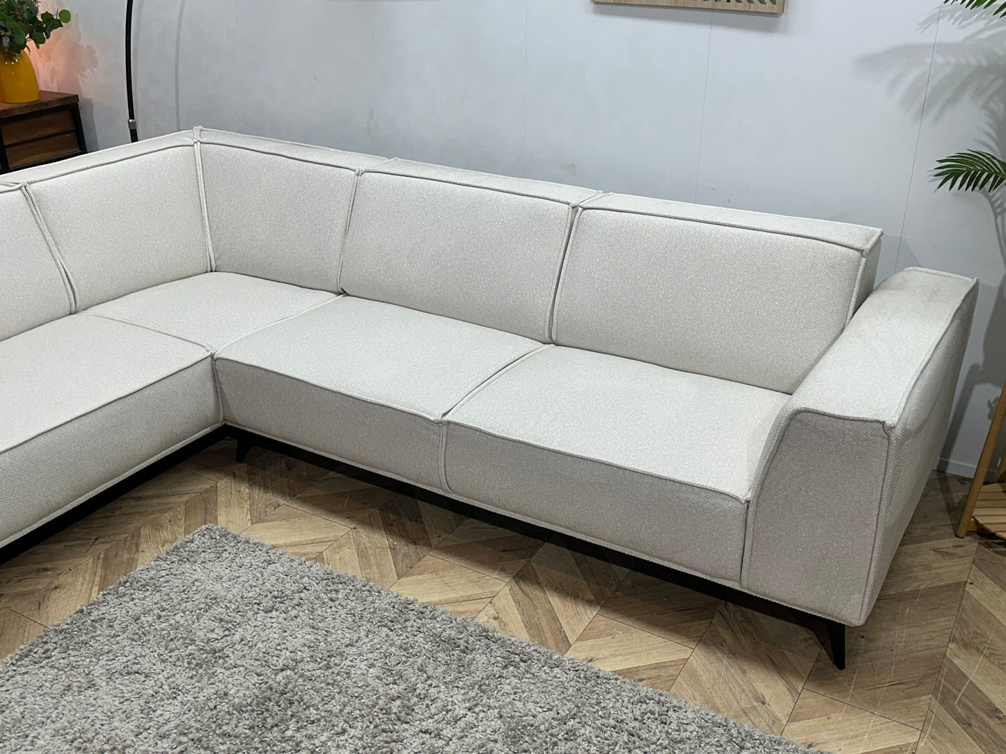 !Showroommodel! Witte Chenille Stoffen Hoekbank