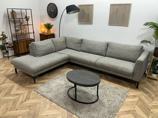 Grijze Hoekbank ~ Losse Rugkussens Met Afneembare Hoezen