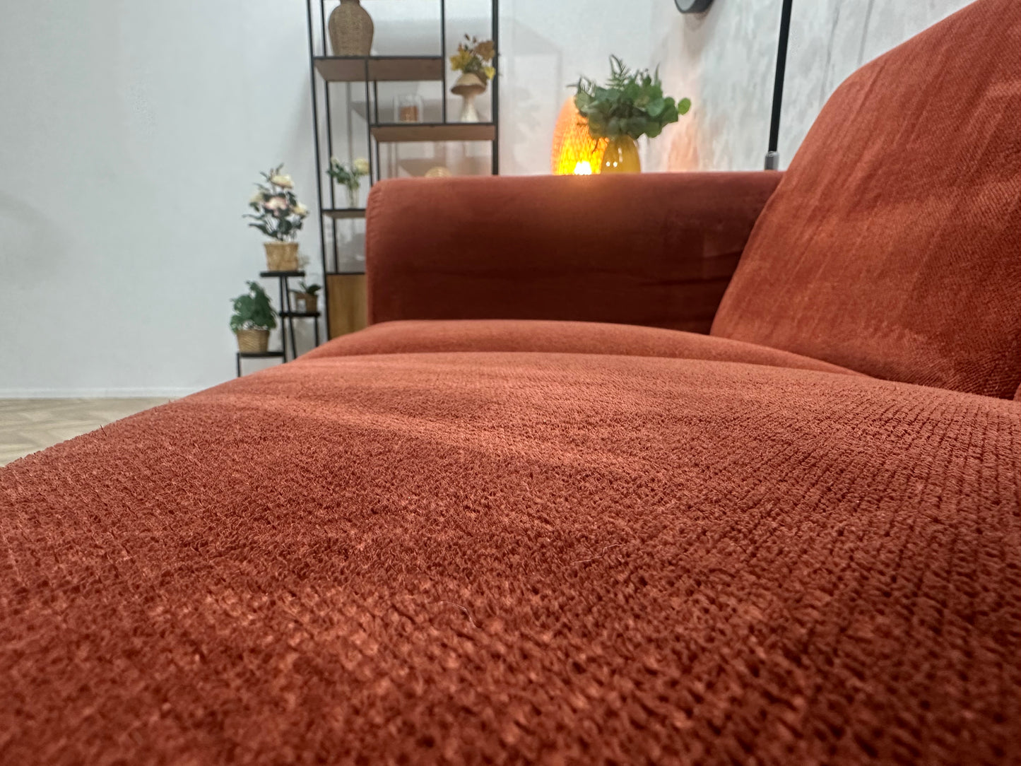 Rode Suède Stoffen 2.5-Zits Bank ~ Vaste Kussens