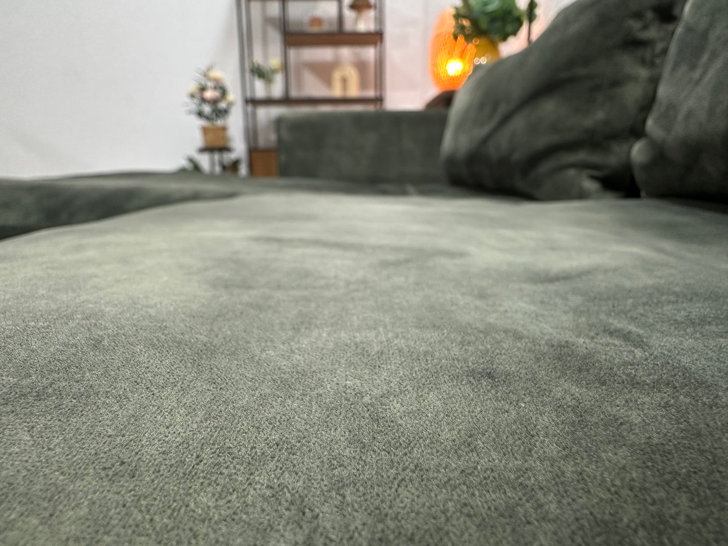 Room108 Donker Groene Velvet Hoekbank ~ Nieuwstaat