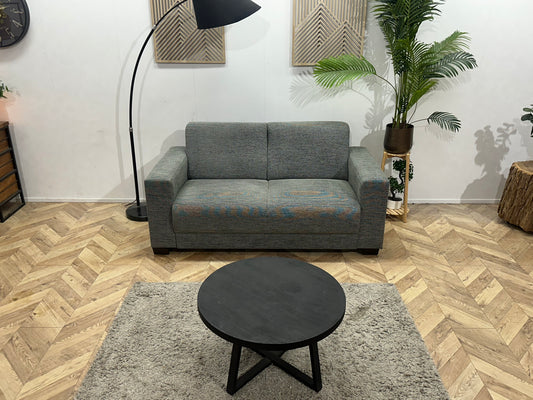 Grijze 2.5-Zits Bank ~ Vaste Kussens