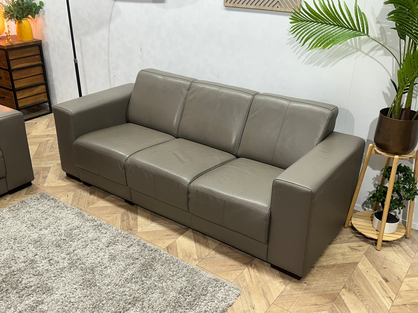 Taupe Echt Lederen 3-Zits Bank Inc Fauteuil ~ Vaste Kussens