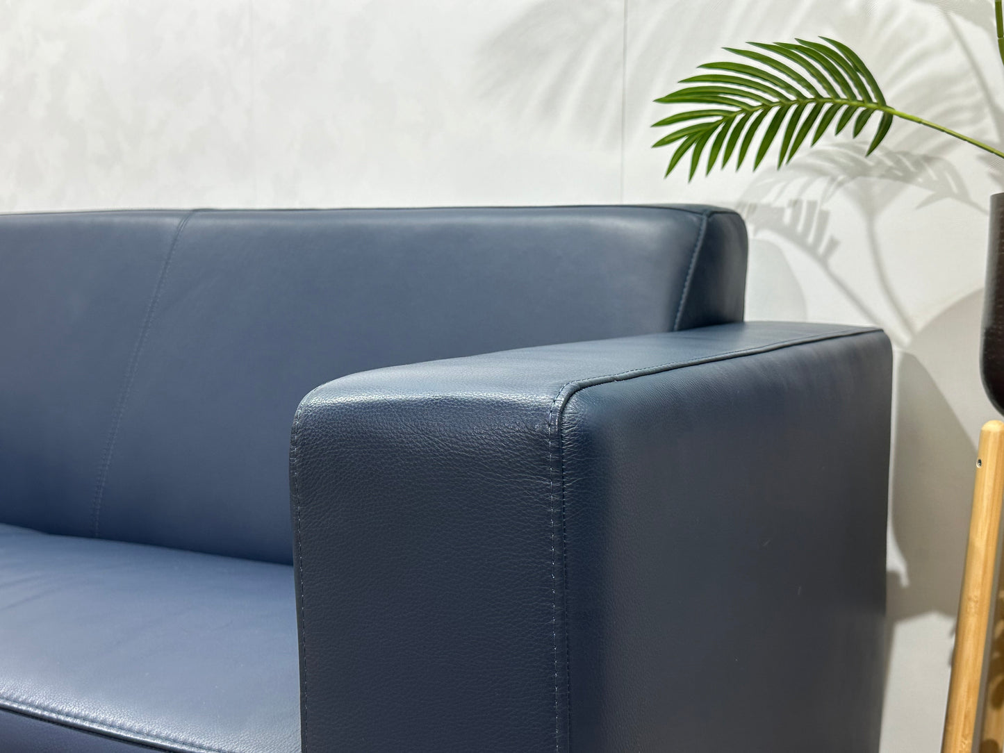 Montèl Blauwe Echt Lederen 2.5-Zits Bank ~ Vaste Kussens