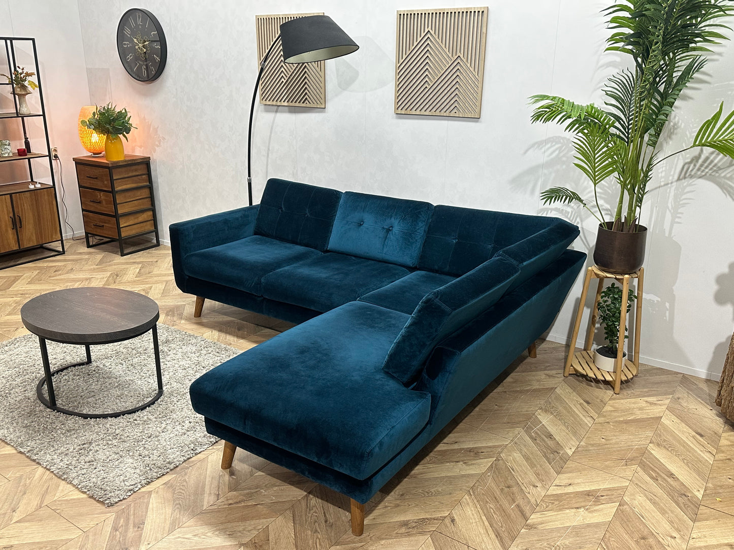 Blauwe Velvet Hoekbank ~ Losse Kussens Met Afneembare Hoezen