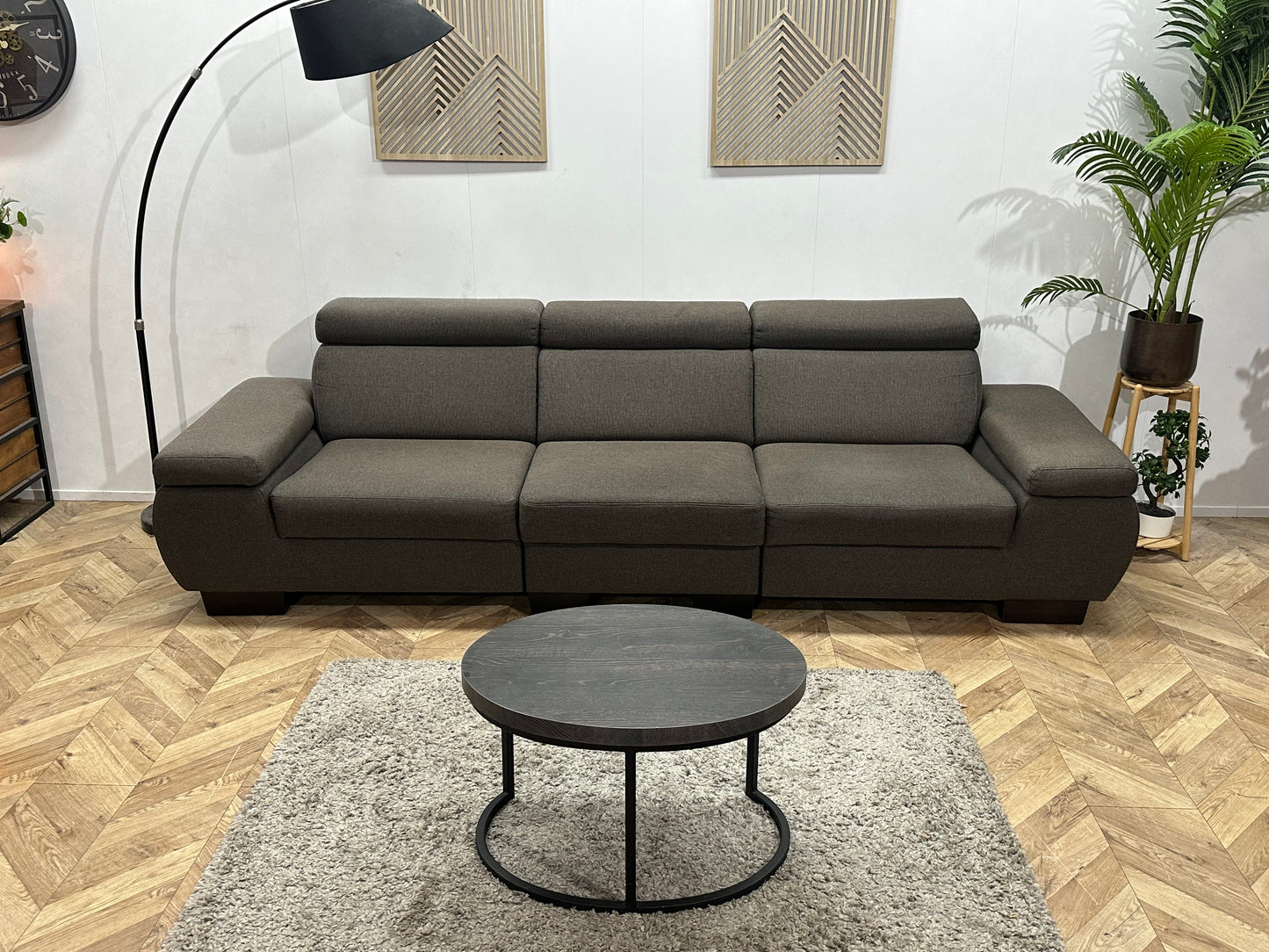 Grijze 3-Zits Bank ~ Verstelbare Arm/Hoofdsteunen