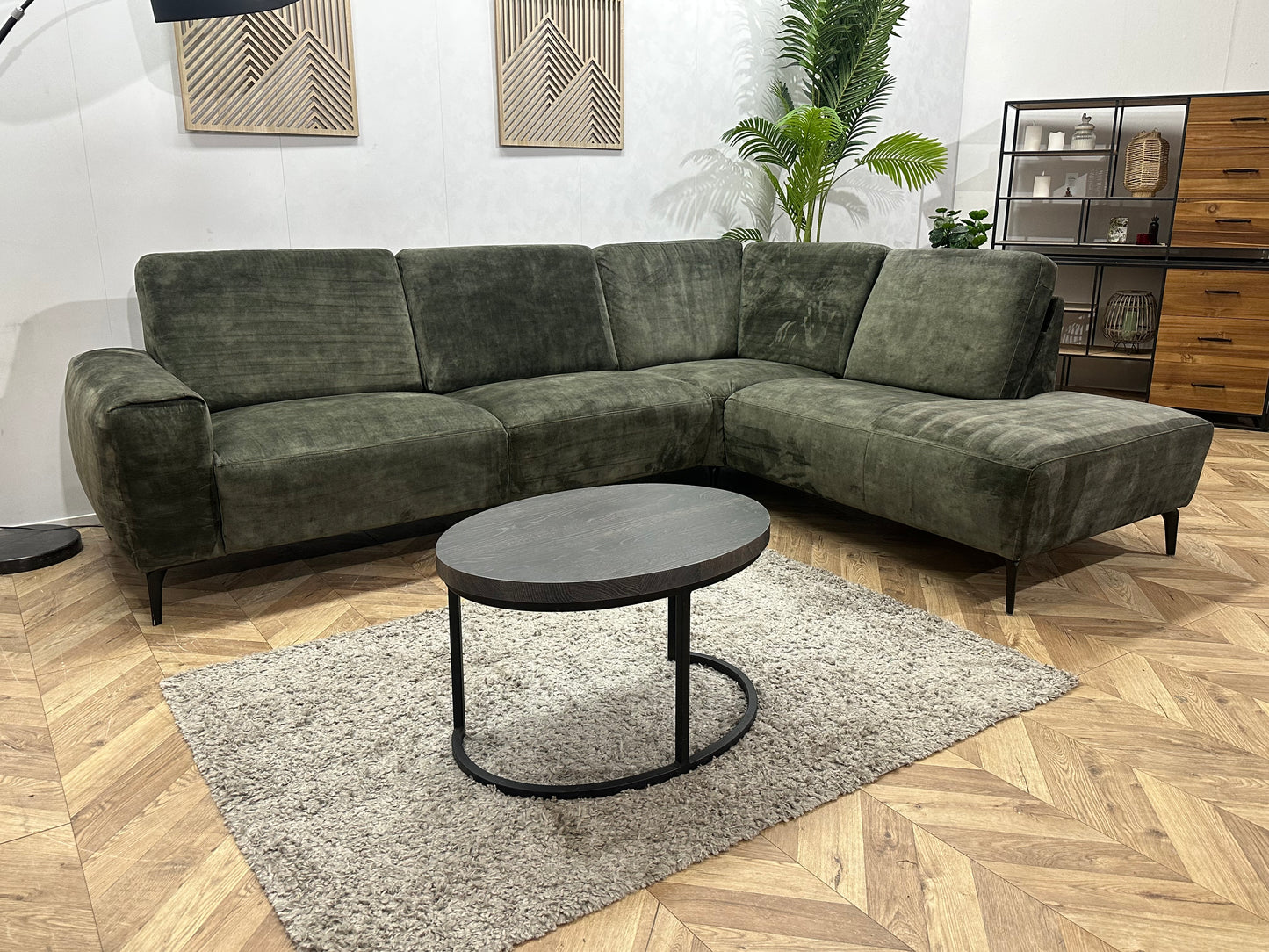Donker Groene Velvet Hoekbank ~ Losse Rugkussens Met Afneembare Hoezen