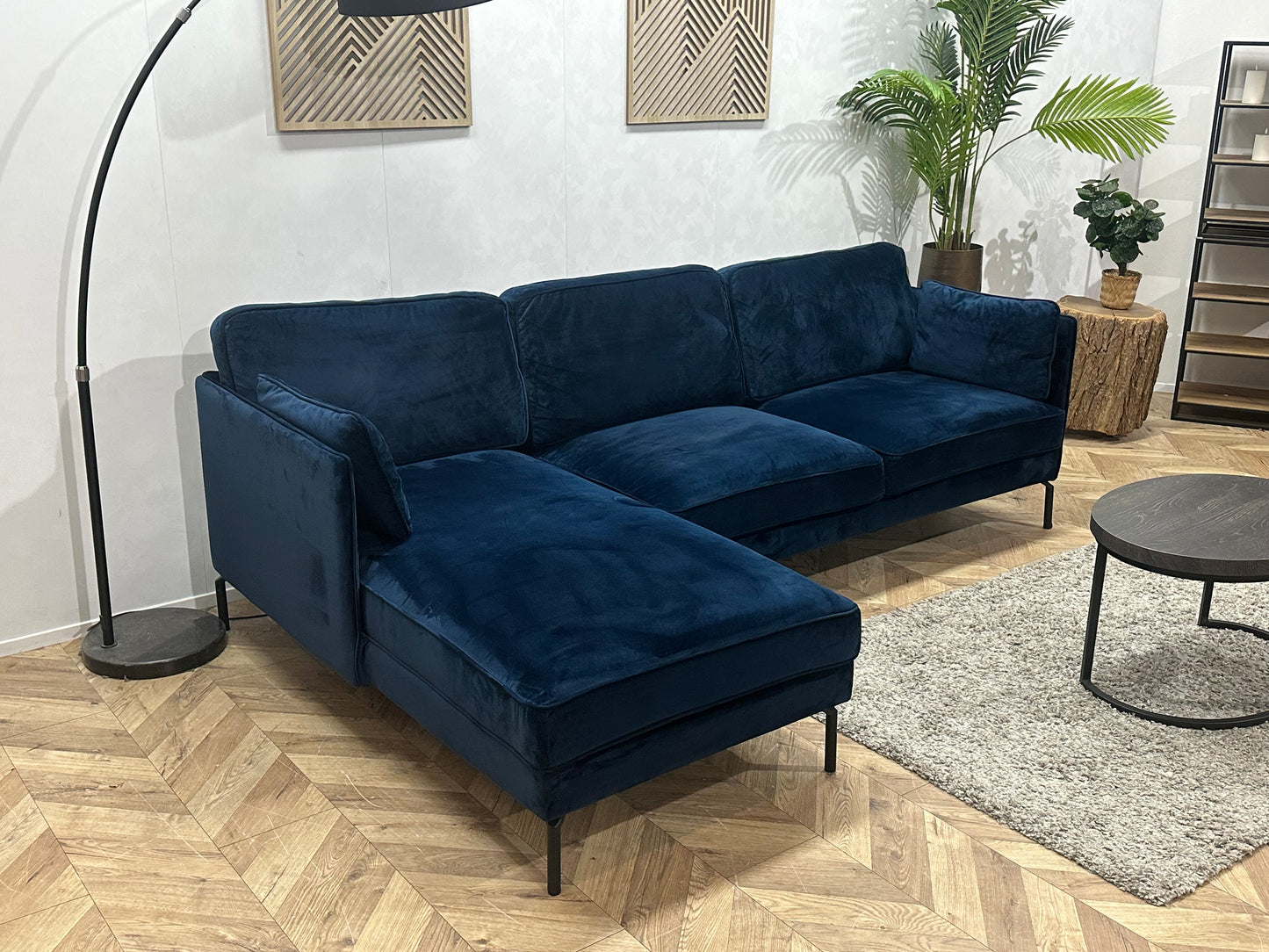 Blauwe Velvet Hoekbank ~ Losse Kussens Met Afneembare Hoezen