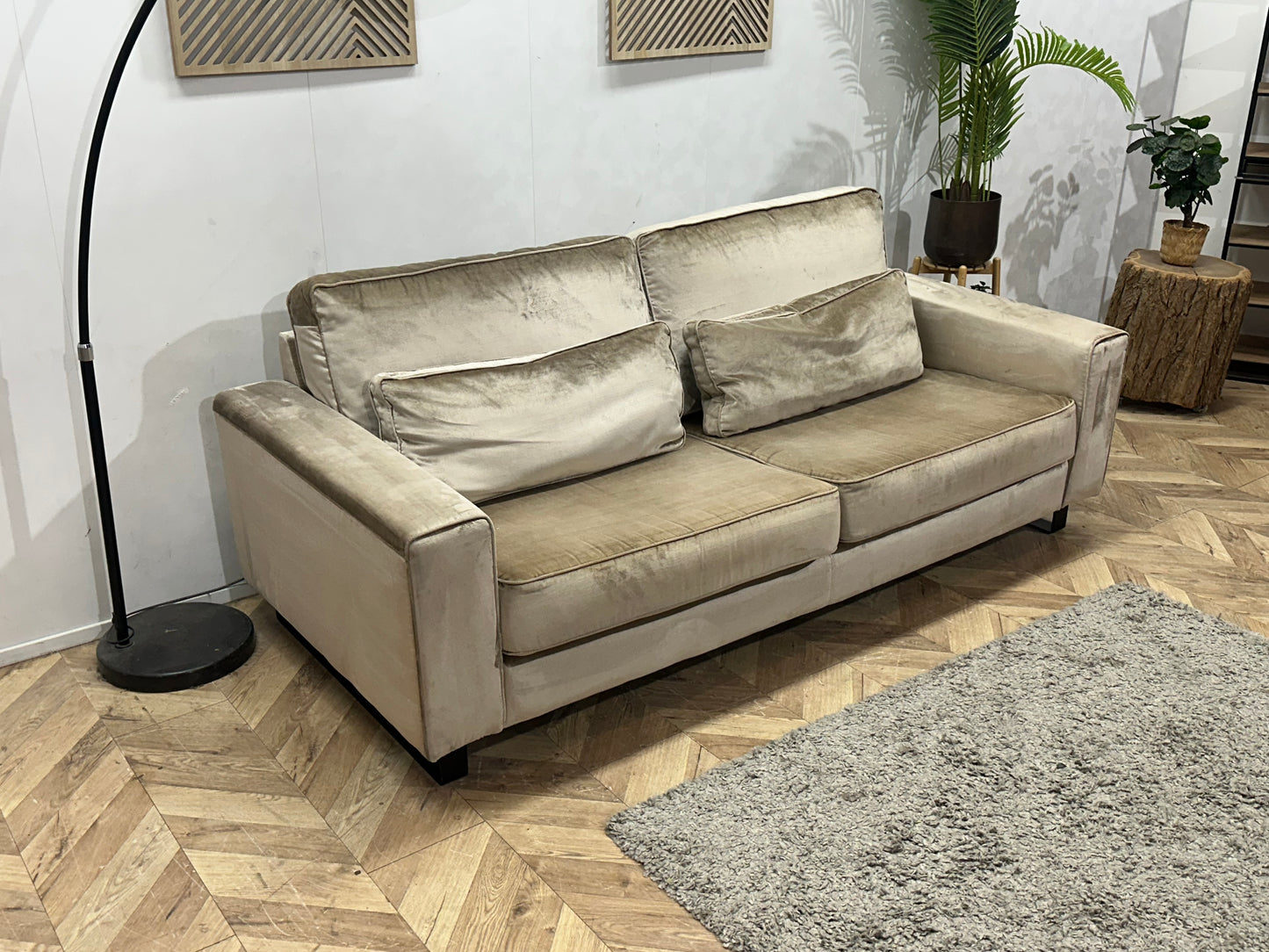 Licht Grijze / Beige Velvet 2.5-Zits Bank ~ Losse Kussens Met Afneembare Hoezen
